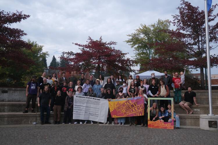 group photo of all participants in the rally